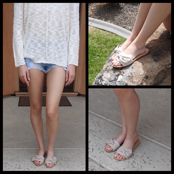 CLEARANCE-NO OFFERS PLEASE‼️Shannon Slip On’s - Picture 2 of 5